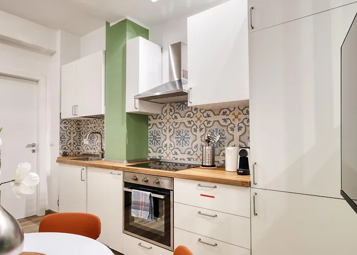 Just Urban Stays - Stylish Studio 25 Min From Milan Duomo アパート